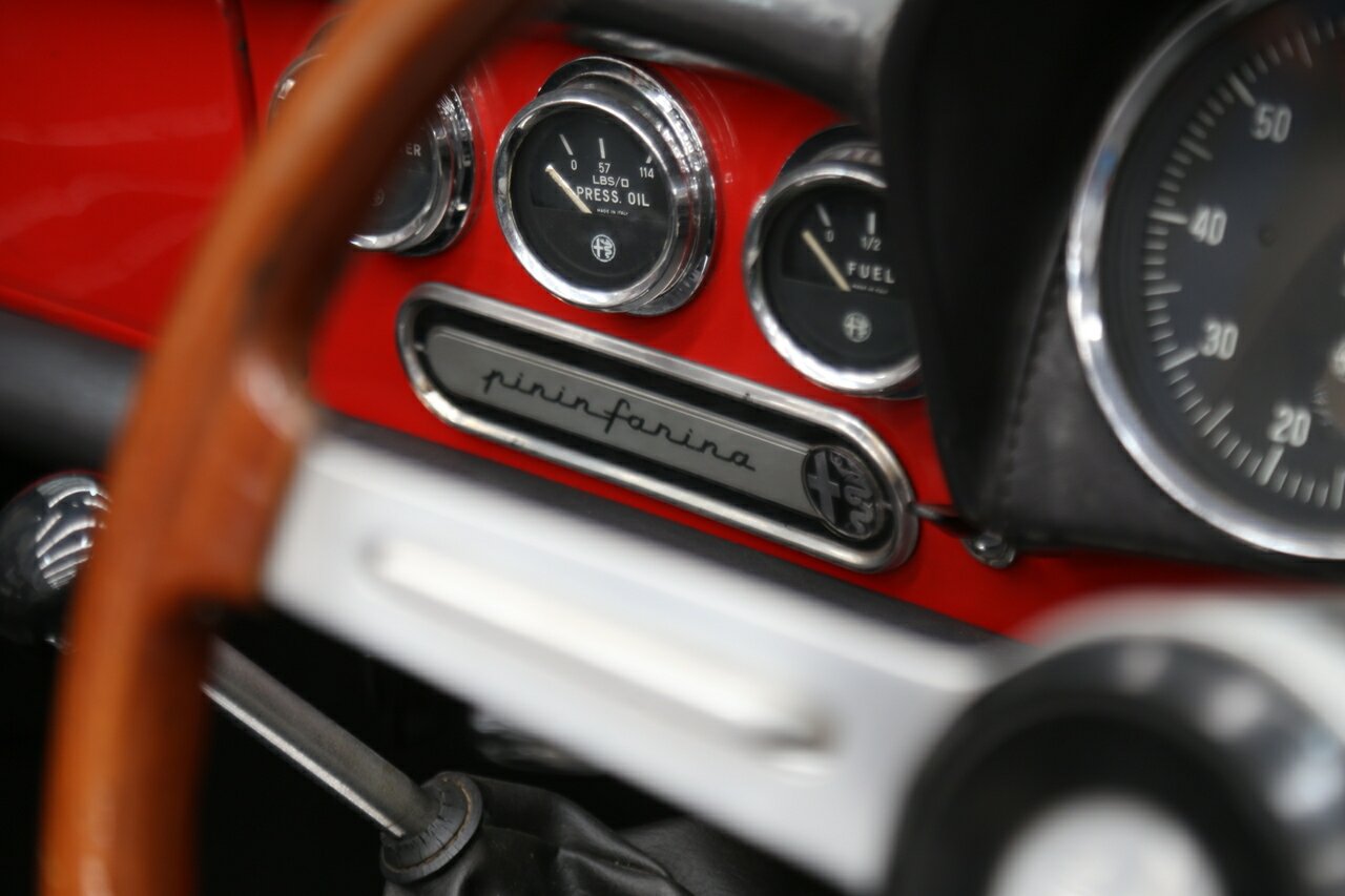 1969 ALFA ROMEO SPIDER 1750 VELOCE 5 SP MANUAL 2D ROADSTER