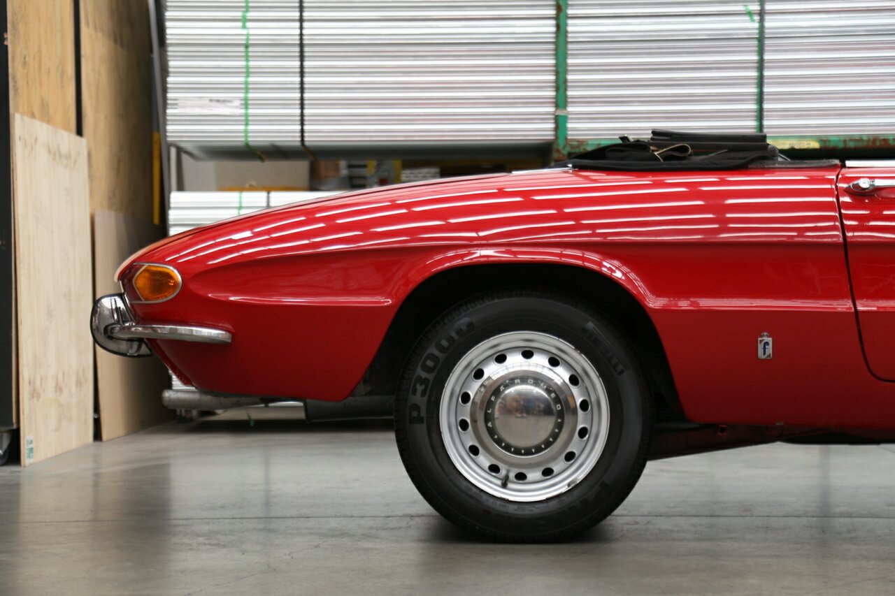 1969 ALFA ROMEO SPIDER 1750 VELOCE 5 SP MANUAL 2D ROADSTER