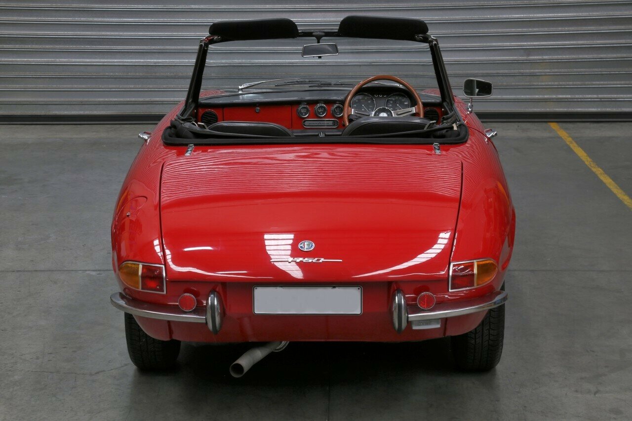 1969 ALFA ROMEO SPIDER 1750 VELOCE 5 SP MANUAL 2D ROADSTER