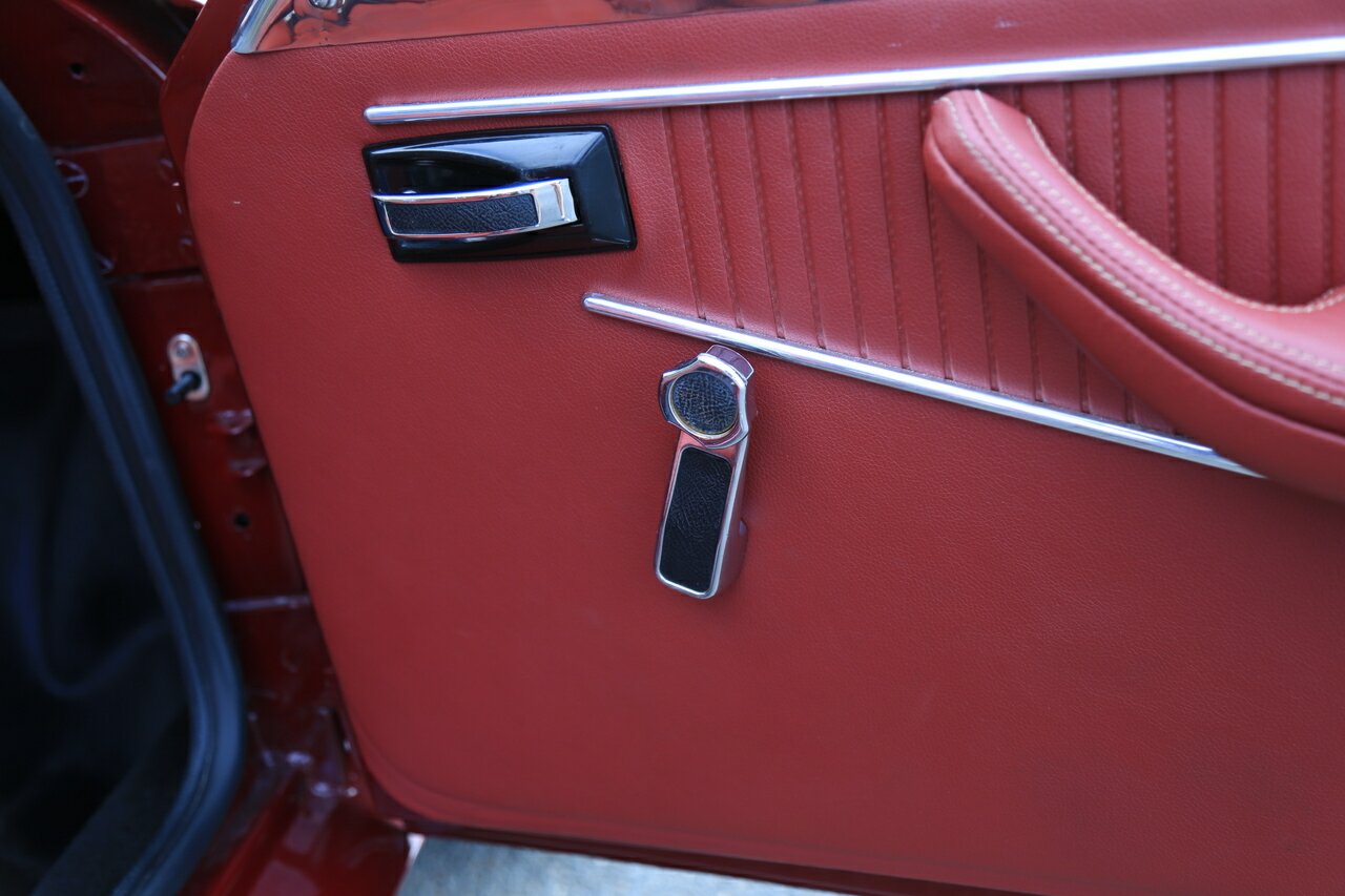 1971 ALFA ROMEO JUNIOR 1300 ZAGATO 5 SP MANUAL COUPE