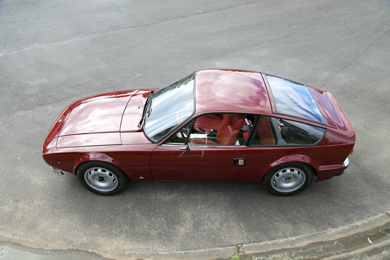 1971 ALFA ROMEO JUNIOR 1300 ZAGATO 5 SP MANUAL COUPE