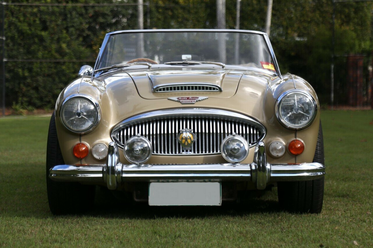 1966 AUSTIN HEALEY 3000 MK III BJ8 4 SP MANUAL + O/DRIVE 2D ROADSTER