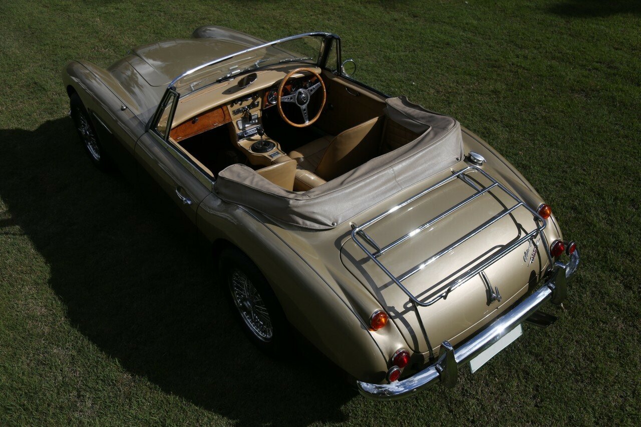1966 AUSTIN HEALEY 3000 MK III BJ8 4 SP MANUAL + O/DRIVE 2D ROADSTER
