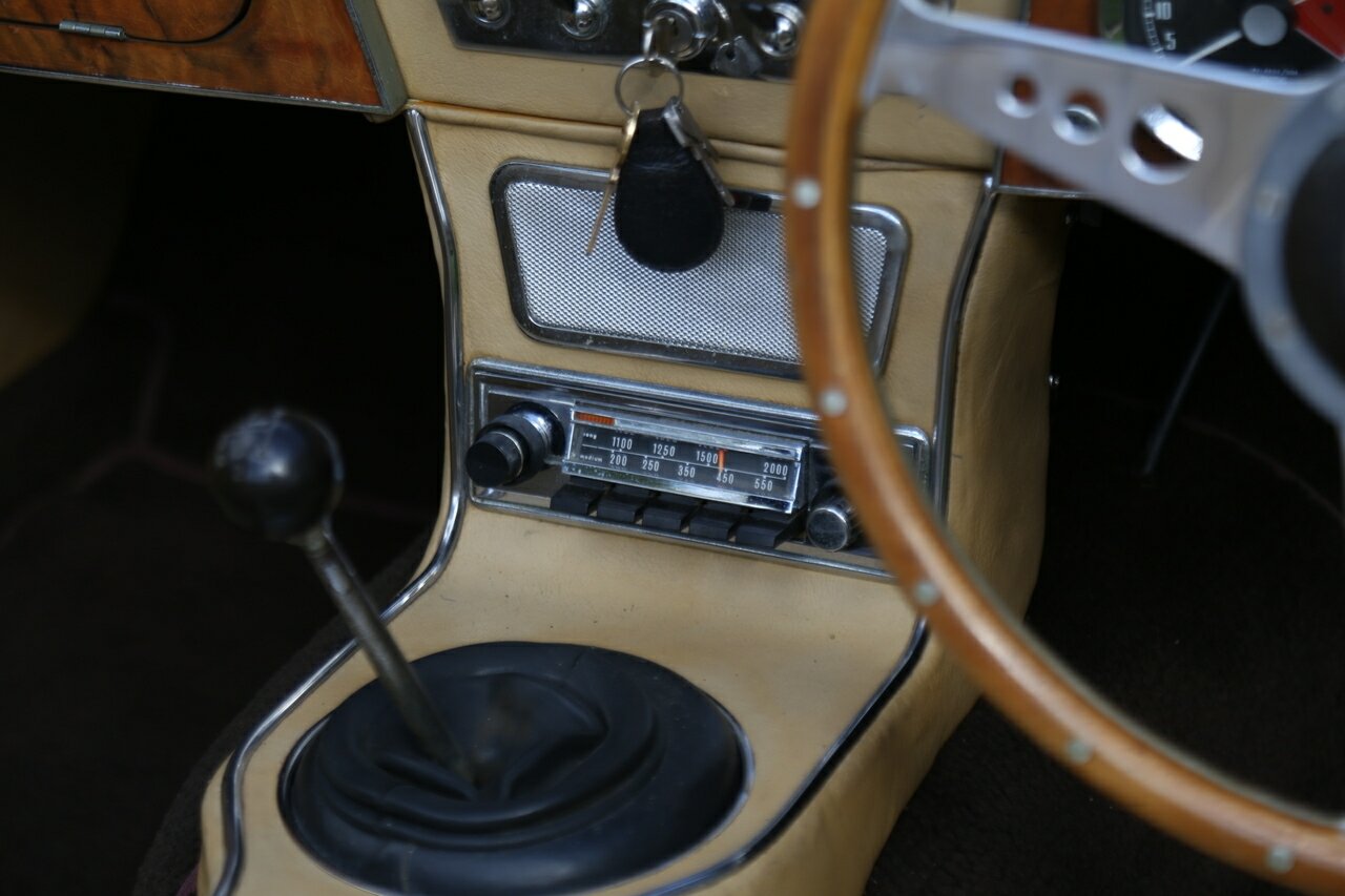 1966 AUSTIN HEALEY 3000 MK III BJ8 4 SP MANUAL + O/DRIVE 2D ROADSTER
