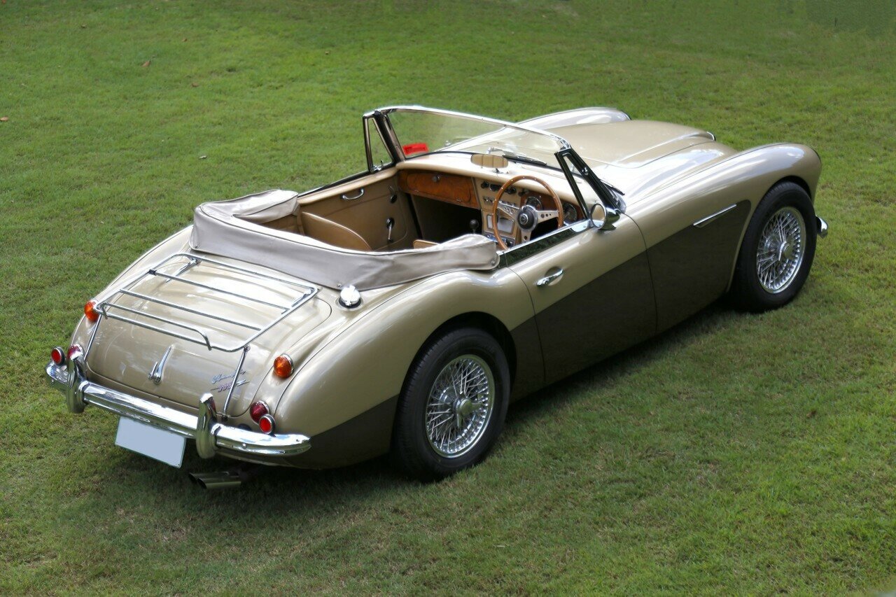 1966 AUSTIN HEALEY 3000 MK III BJ8 4 SP MANUAL + O/DRIVE 2D ROADSTER