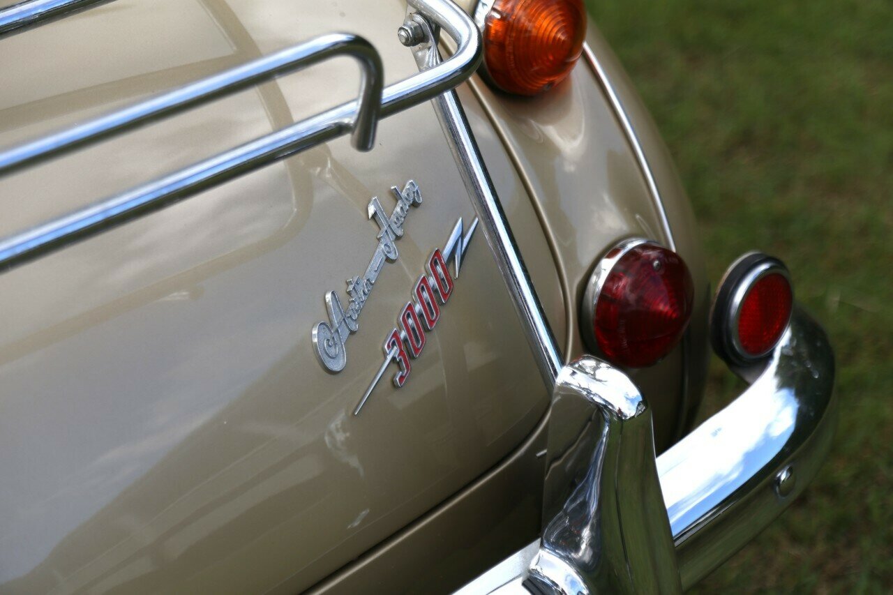 1966 AUSTIN HEALEY 3000 MK III BJ8 4 SP MANUAL + O/DRIVE 2D ROADSTER