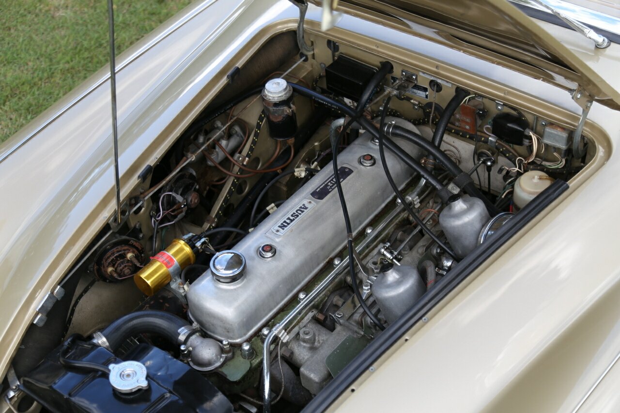 1966 AUSTIN HEALEY 3000 MK III BJ8 4 SP MANUAL + O/DRIVE 2D ROADSTER