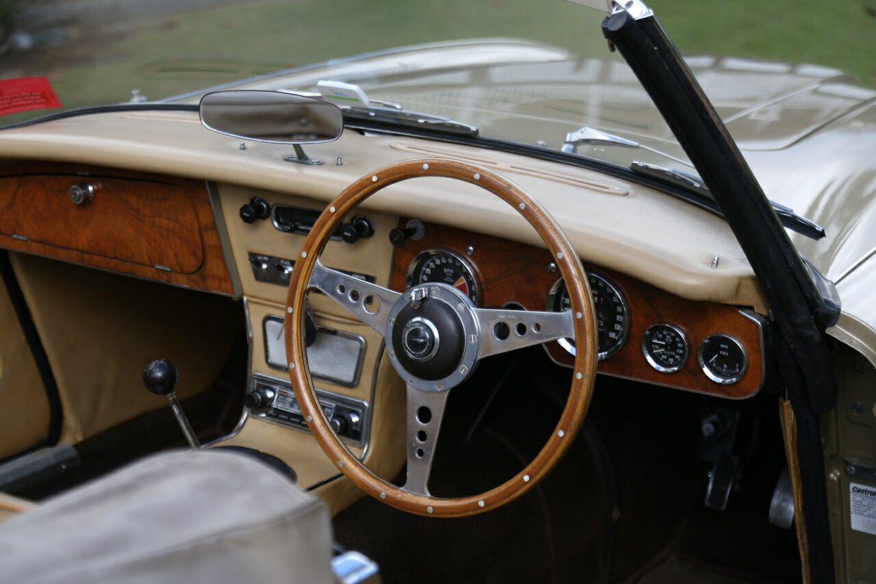 1966 AUSTIN HEALEY 3000 MK III BJ8 4 SP MANUAL + O/DRIVE 2D ROADSTER