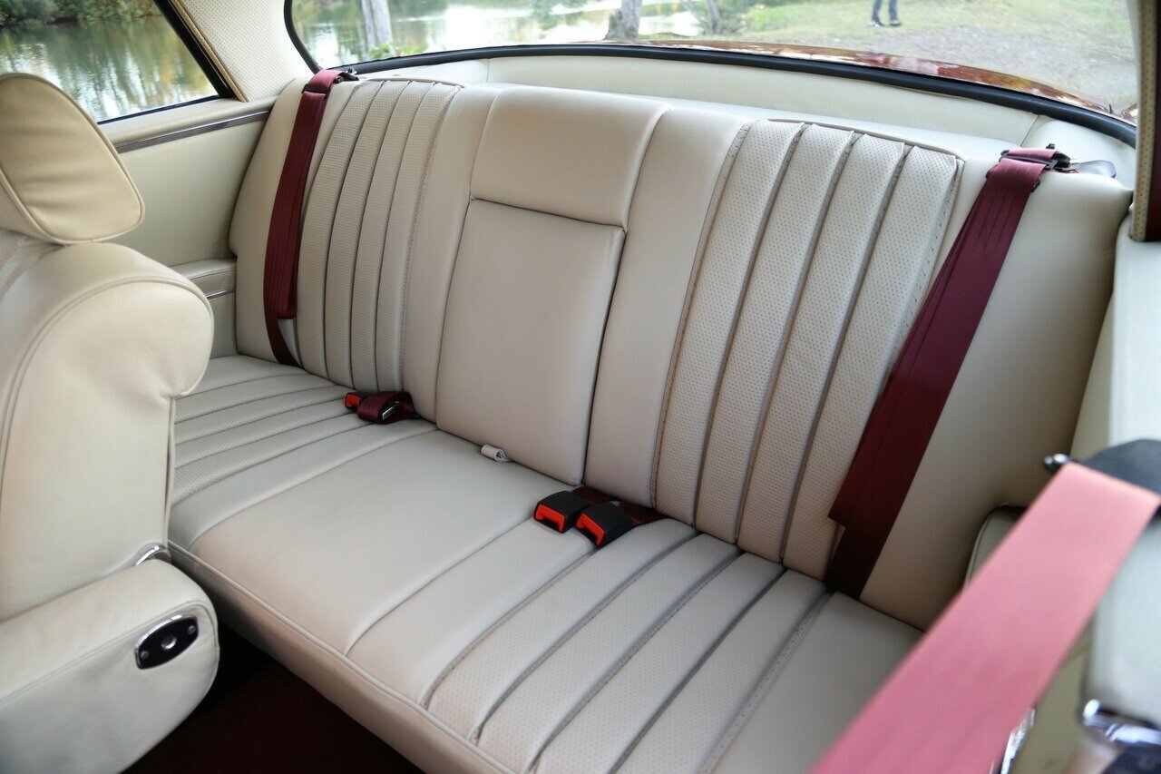 1968 MERCEDES-BENZ 280 SE 3 SP AUTOMATIC 2D COUPE