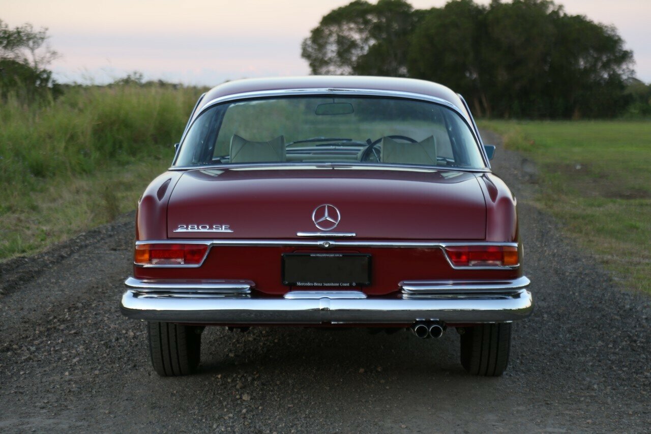 1968 MERCEDES-BENZ 280 SE 3 SP AUTOMATIC 2D COUPE