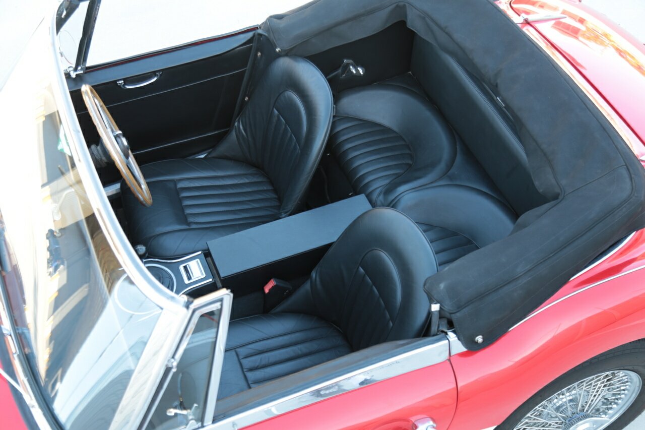 1964 AUSTIN HEALEY 3000 MK III BJ8 4 SP MAN + OVERDRIVE 2D CONVERTIBLE