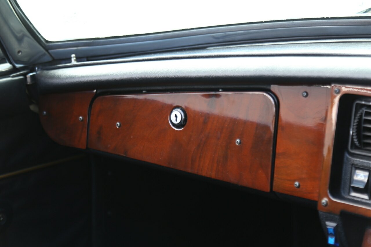 1978 MG MGB 4 SP MANUAL + OVERDRIVE ROADSTER