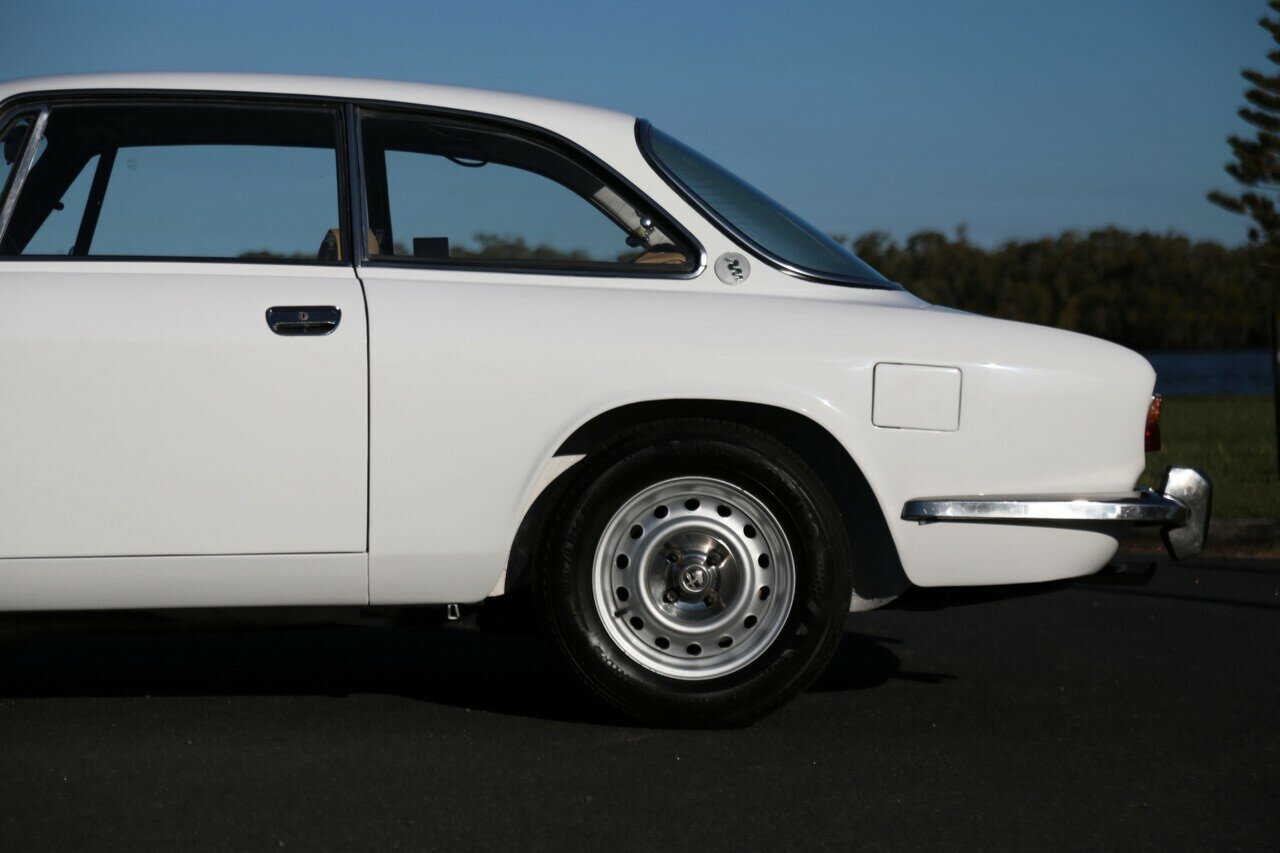 1973 ALFA ROMEO GTV 2000 5 SP MANUAL 2D COUPE