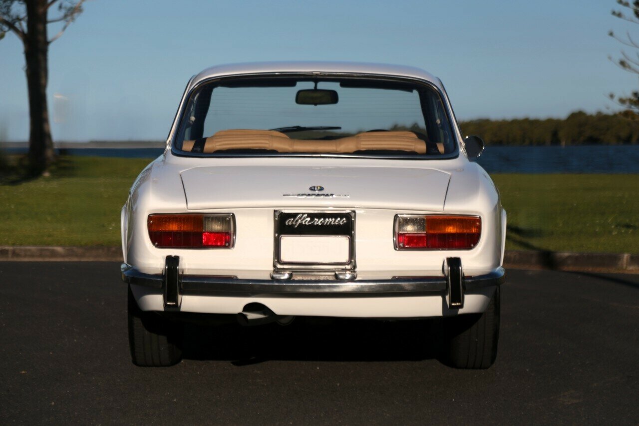 1973 ALFA ROMEO GTV 2000 5 SP MANUAL 2D COUPE