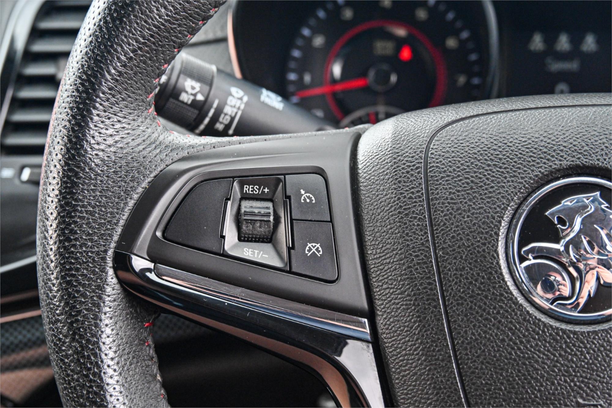 2014 HOLDEN COMMODORE VF MY15 SV6 6 SP AUTOMATIC 4D SPORTWAGON