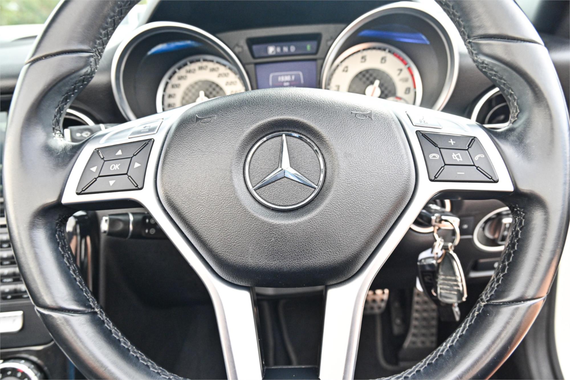 2014 MERCEDES-BENZ SLK-CLASS R172 SLK250 SPORTS AUTOMATIC ROADSTER