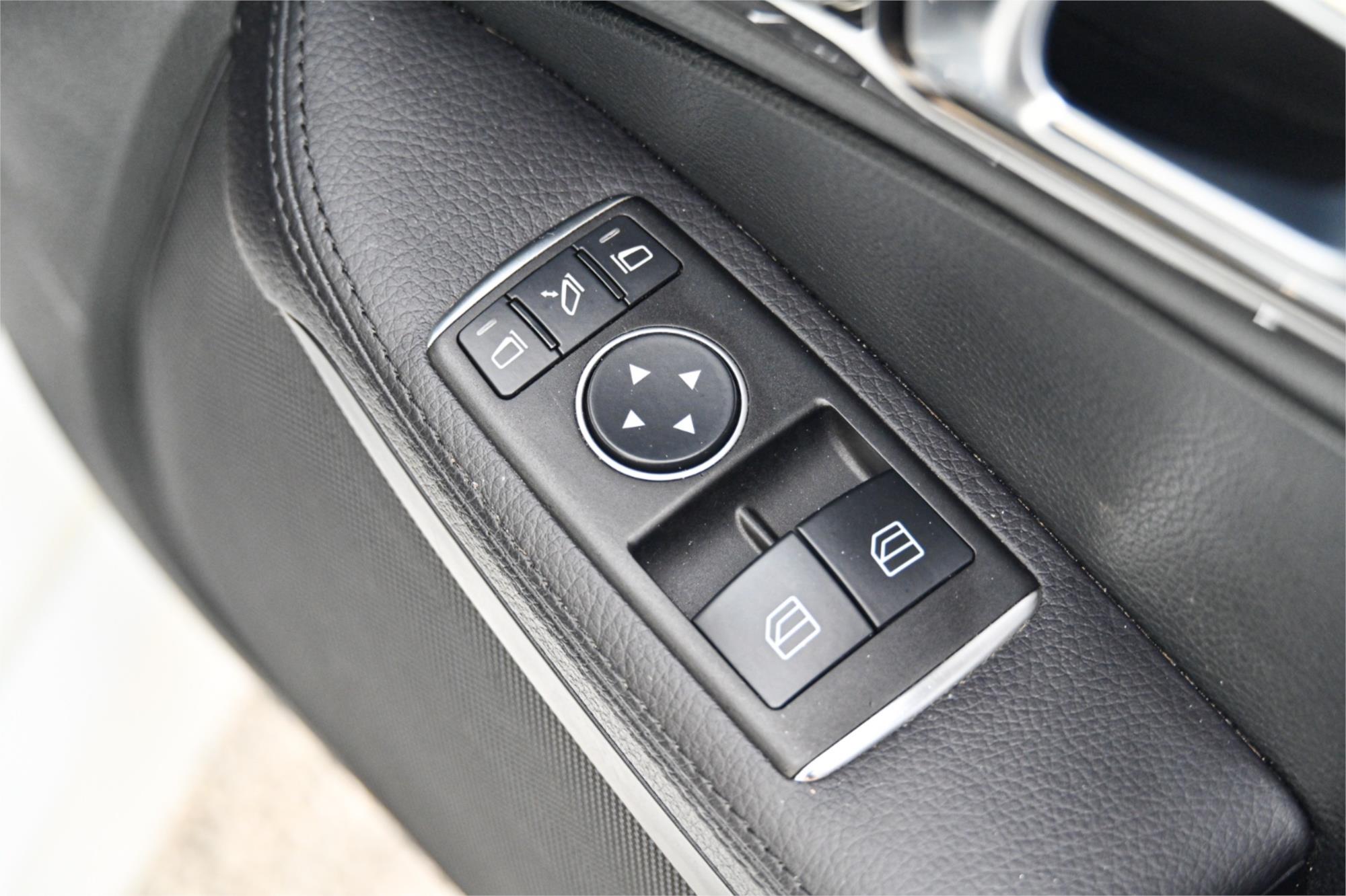 2014 MERCEDES-BENZ SLK-CLASS R172 SLK250 SPORTS AUTOMATIC ROADSTER