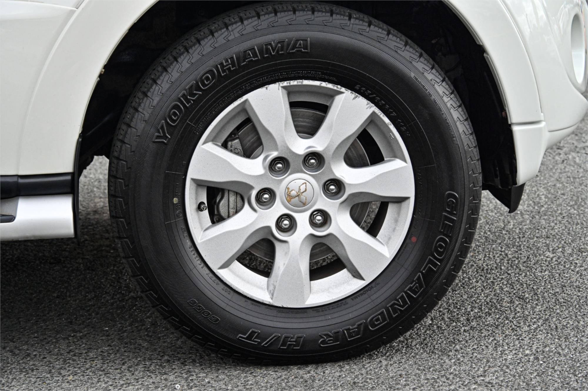 2012 MITSUBISHI PAJERO NW MY12 GLX LWB (4x4) 5 SP AUTO SPORTS MODE 4D WAGON
