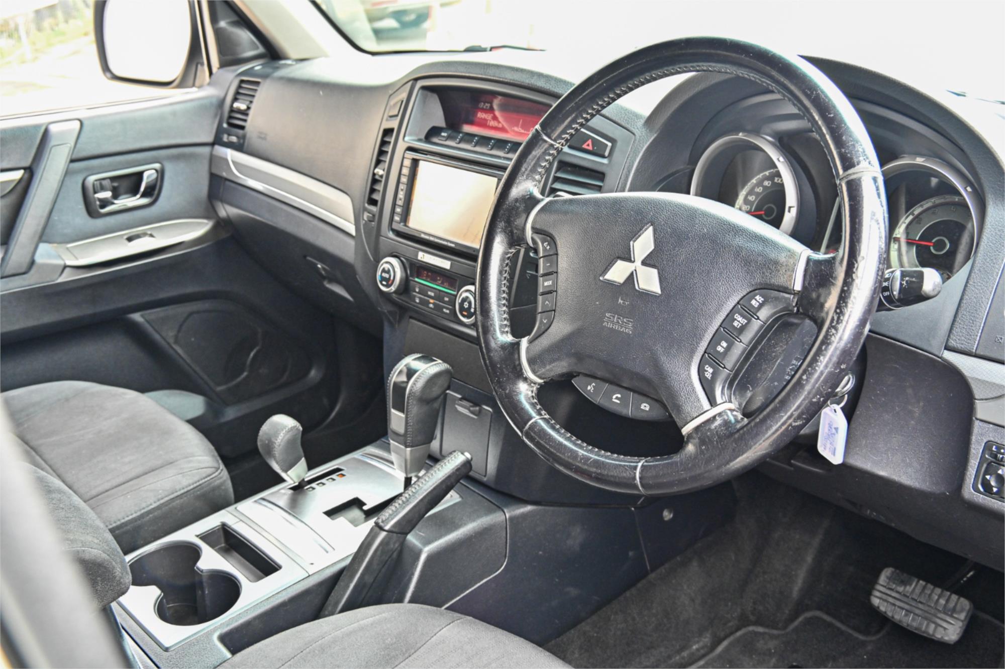 2012 MITSUBISHI PAJERO NW MY12 GLX LWB (4x4) 5 SP AUTO SPORTS MODE 4D WAGON