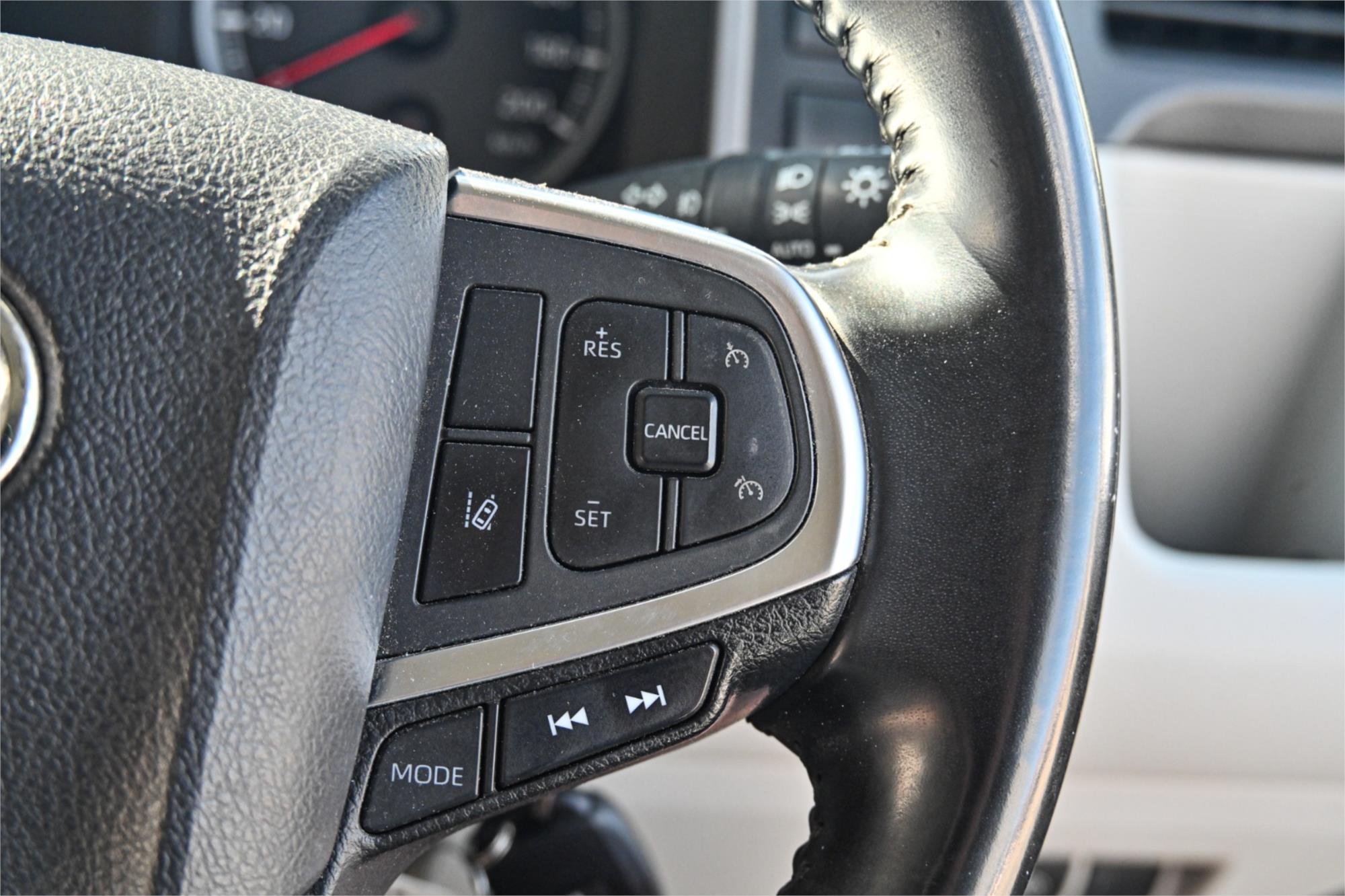 2022 TOYOTA HIACE GDH300R LWB 6 SP AUTO SEQUENTIAL 5D VAN