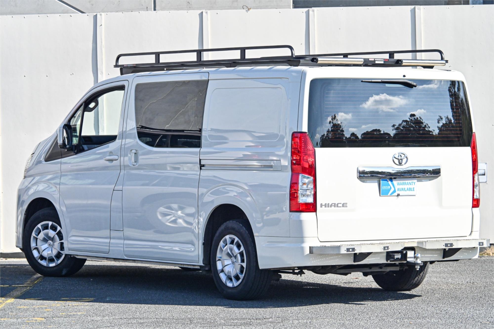 2022 TOYOTA HIACE GDH300R LWB 6 SP AUTO SEQUENTIAL 5D VAN