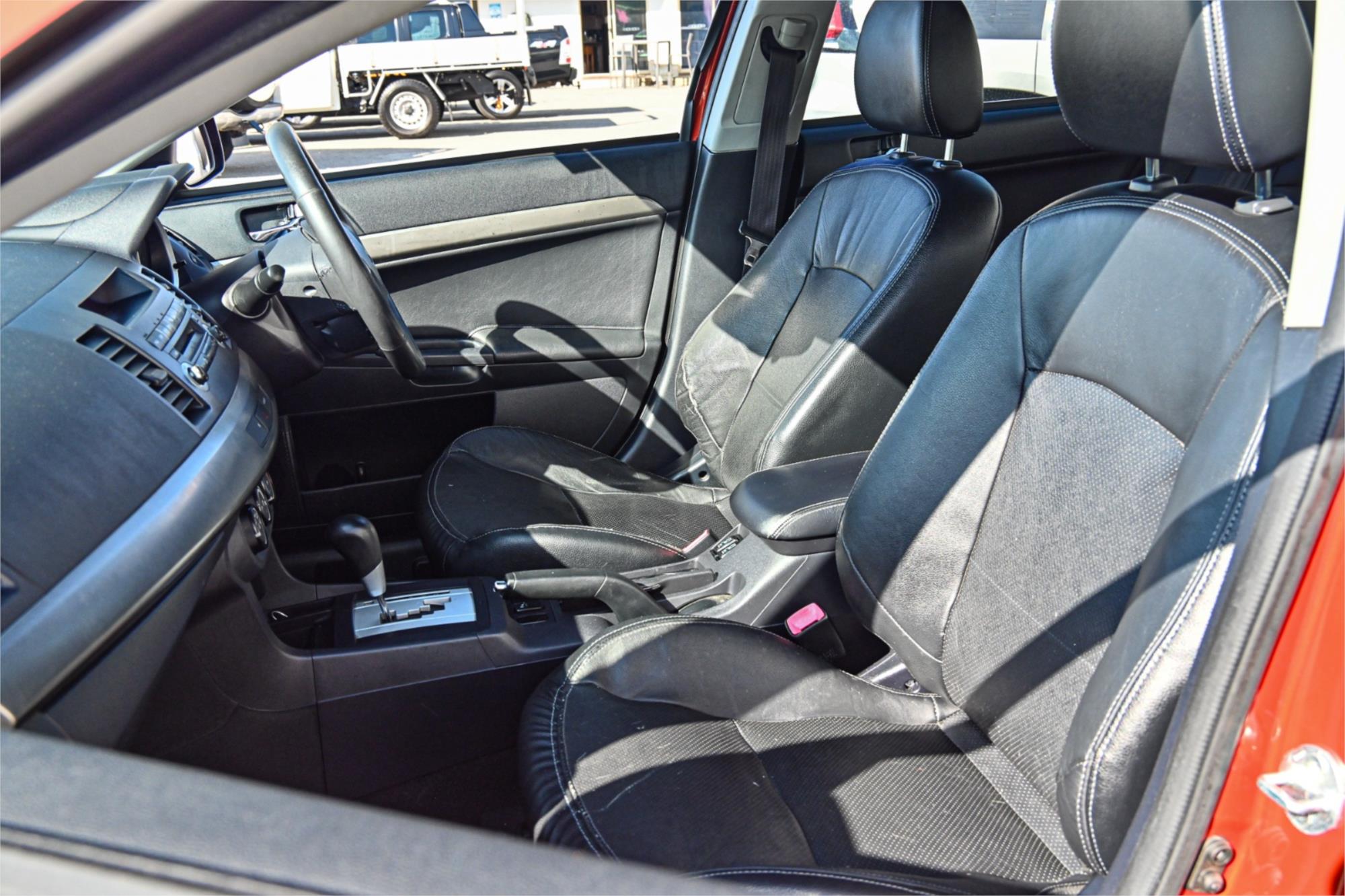 2011 MITSUBISHI LANCER CJ MY11 PLATINUM CONTINUOUS VARIABLE SEDAN