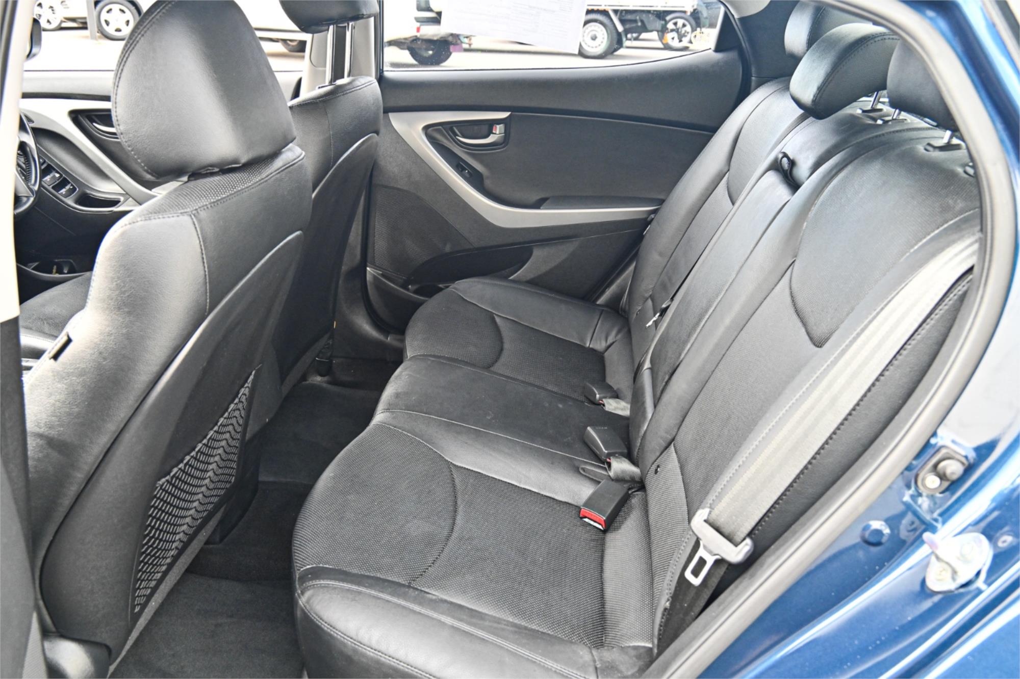 2014 HYUNDAI ELANTRA MD SERIES 2 (MD3) SE AUTOMATIC SEDAN