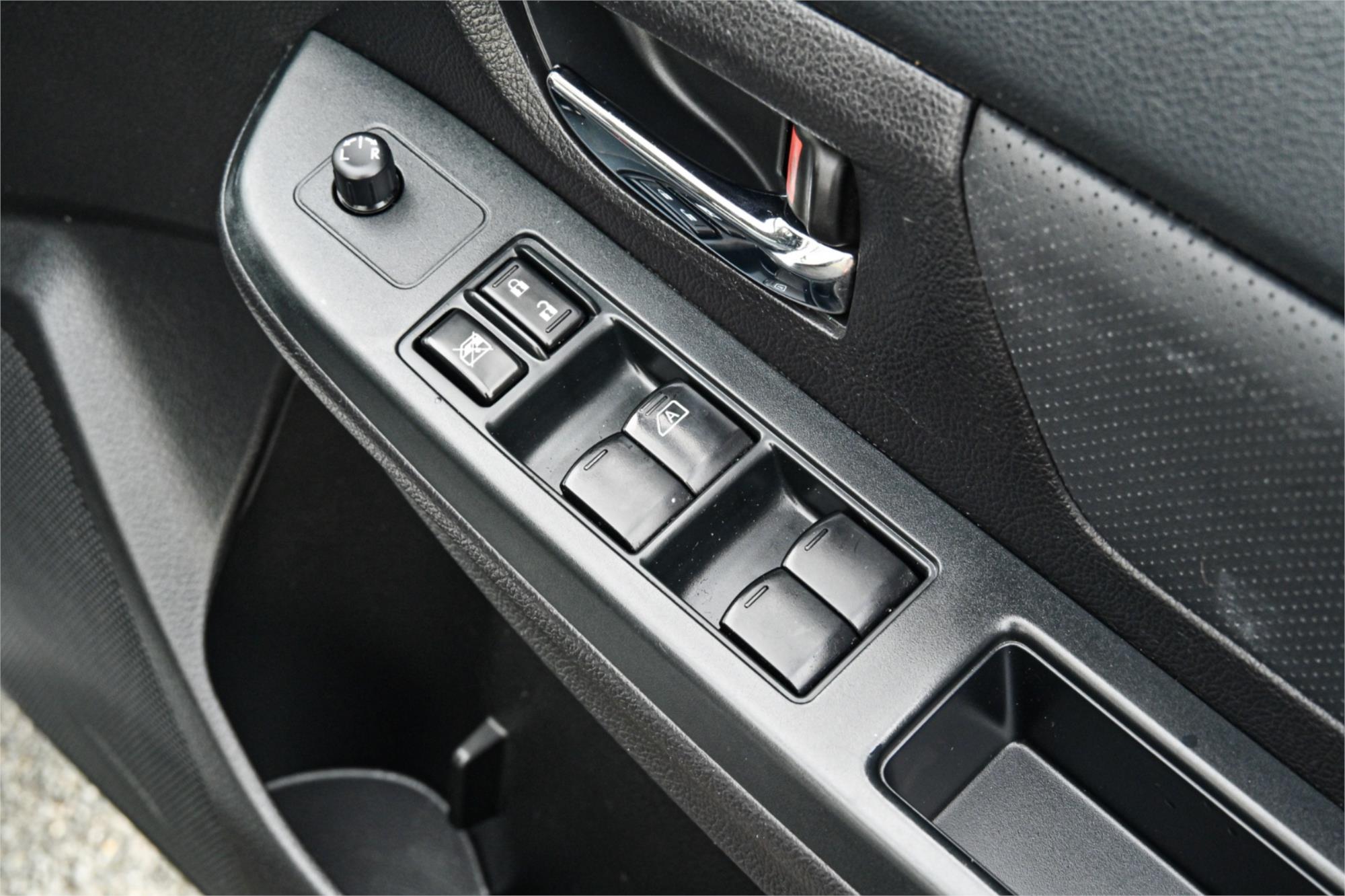 2012 SUBARU XV 2.0i-S CONTINUOUS VARIABLE 4D WAGON