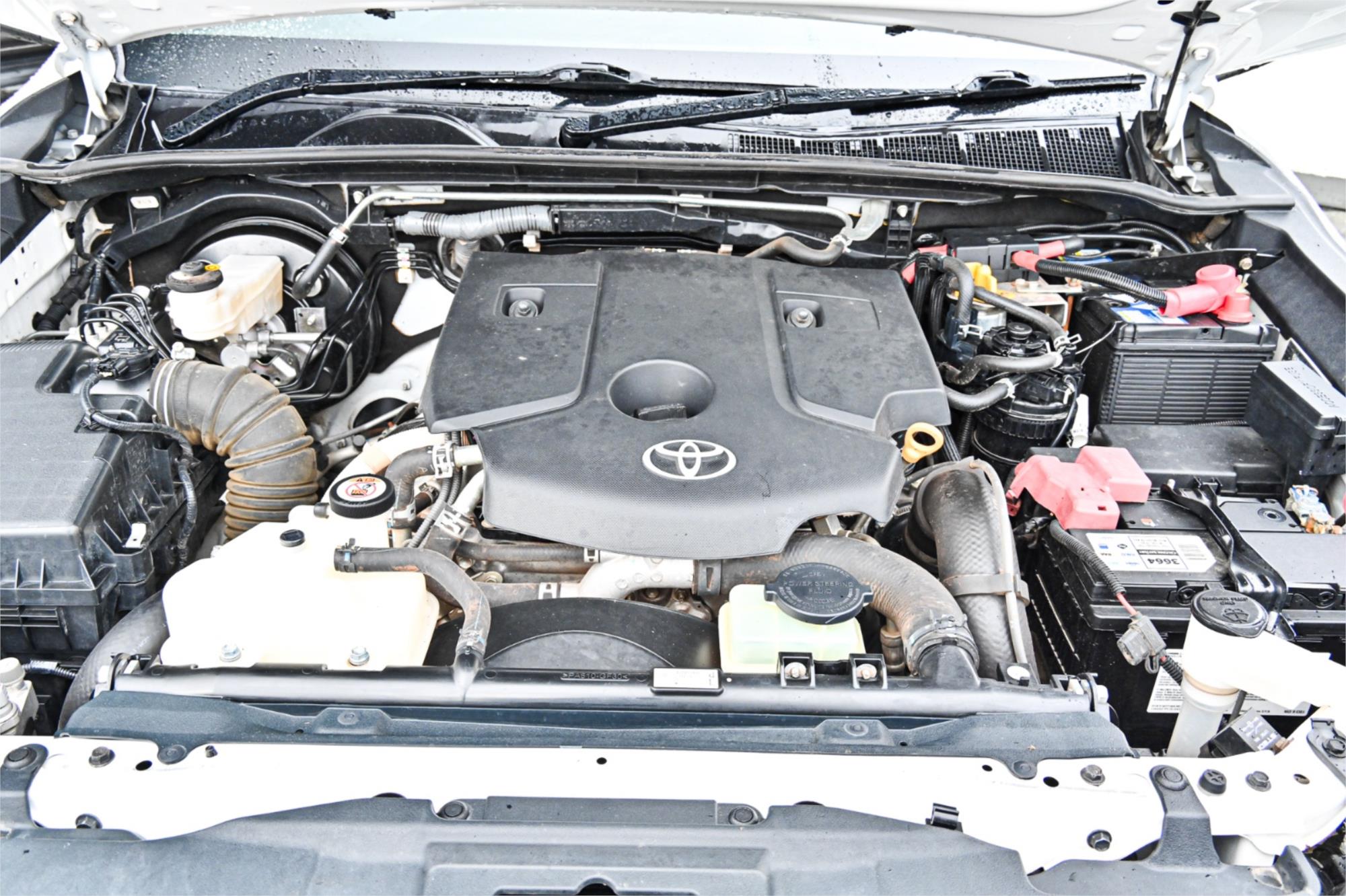 2019 TOYOTA HILUX GUN126R MY19 SR5 (4x4) 6 SP AUTOMATIC DOUBLE CAB P/UP