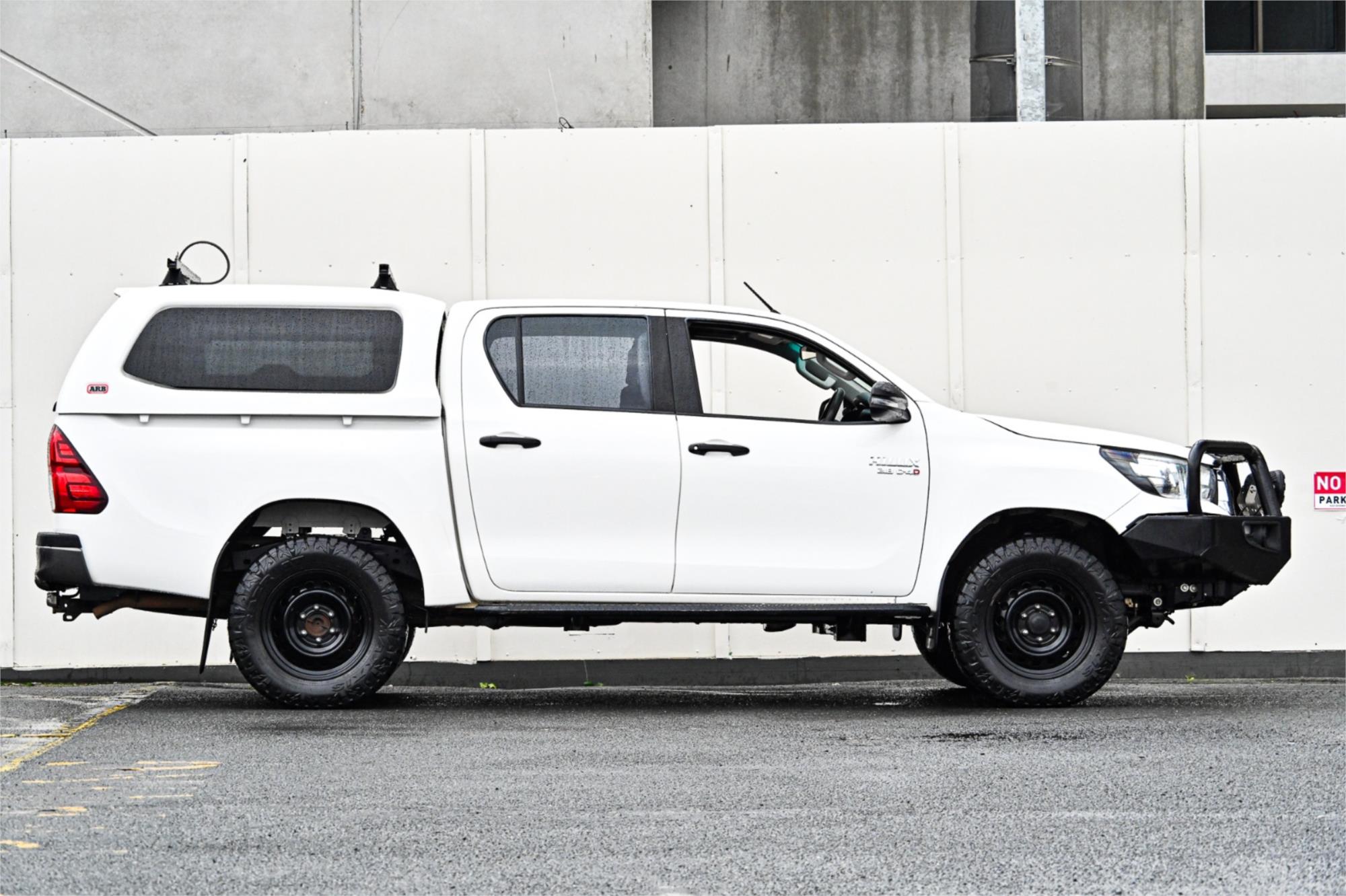2019 TOYOTA HILUX GUN126R MY19 SR5 (4x4) 6 SP AUTOMATIC DOUBLE CAB P/UP