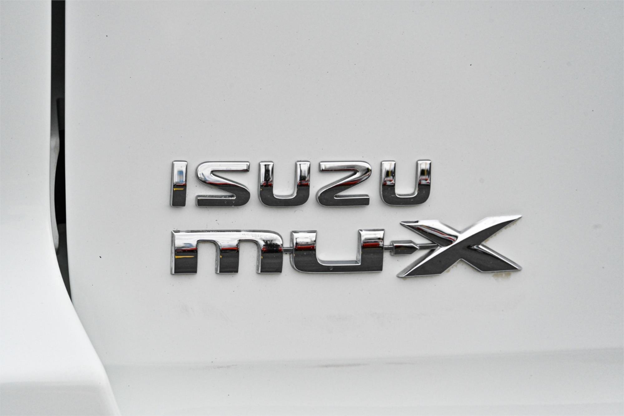 2019 ISUZU MU-X UC MY18 LS-M (4x4) 6 SP AUTO SEQUENTIAL 4D WAGON