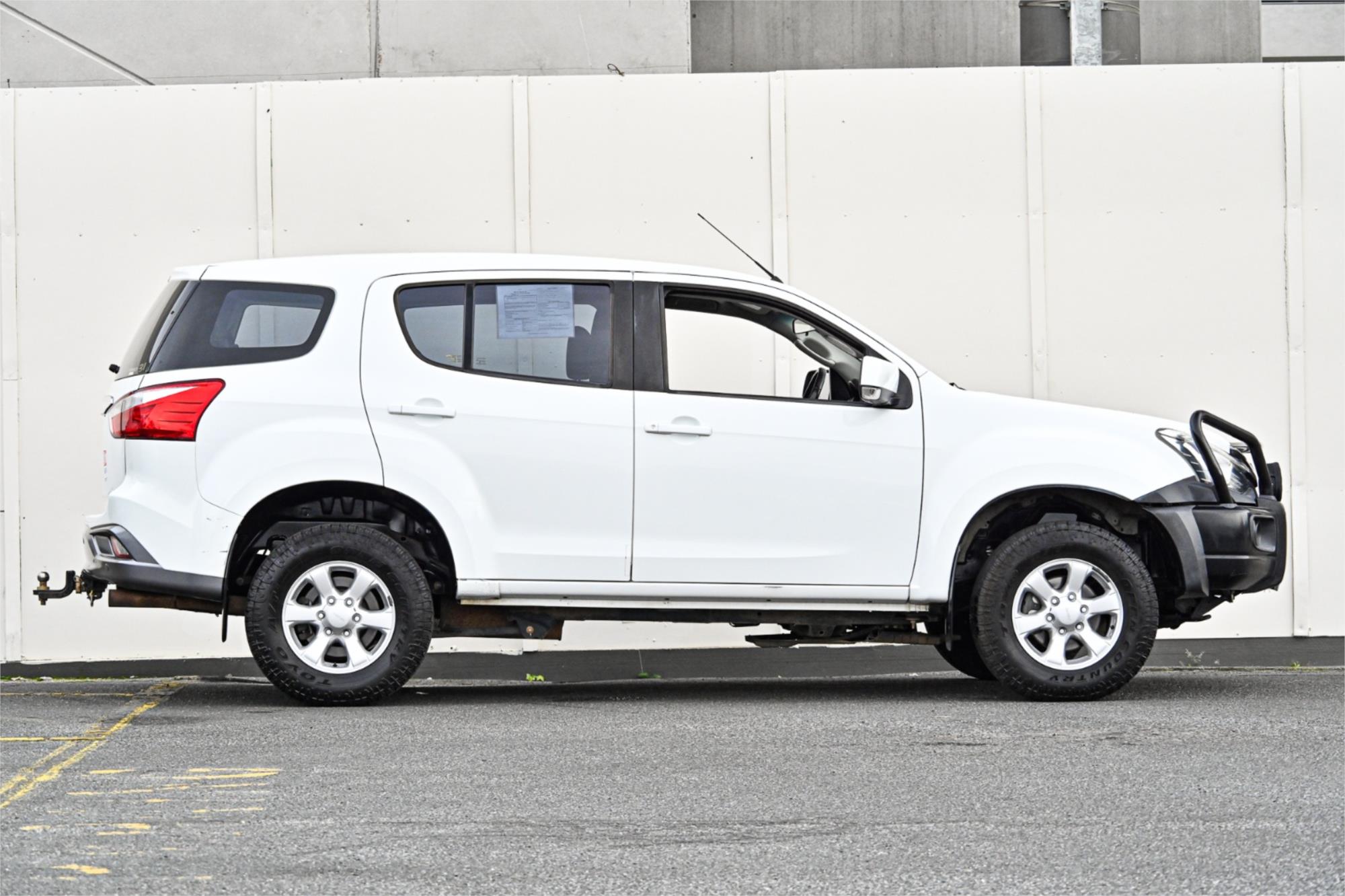2019 ISUZU MU-X UC MY18 LS-M (4x4) 6 SP AUTO SEQUENTIAL 4D WAGON