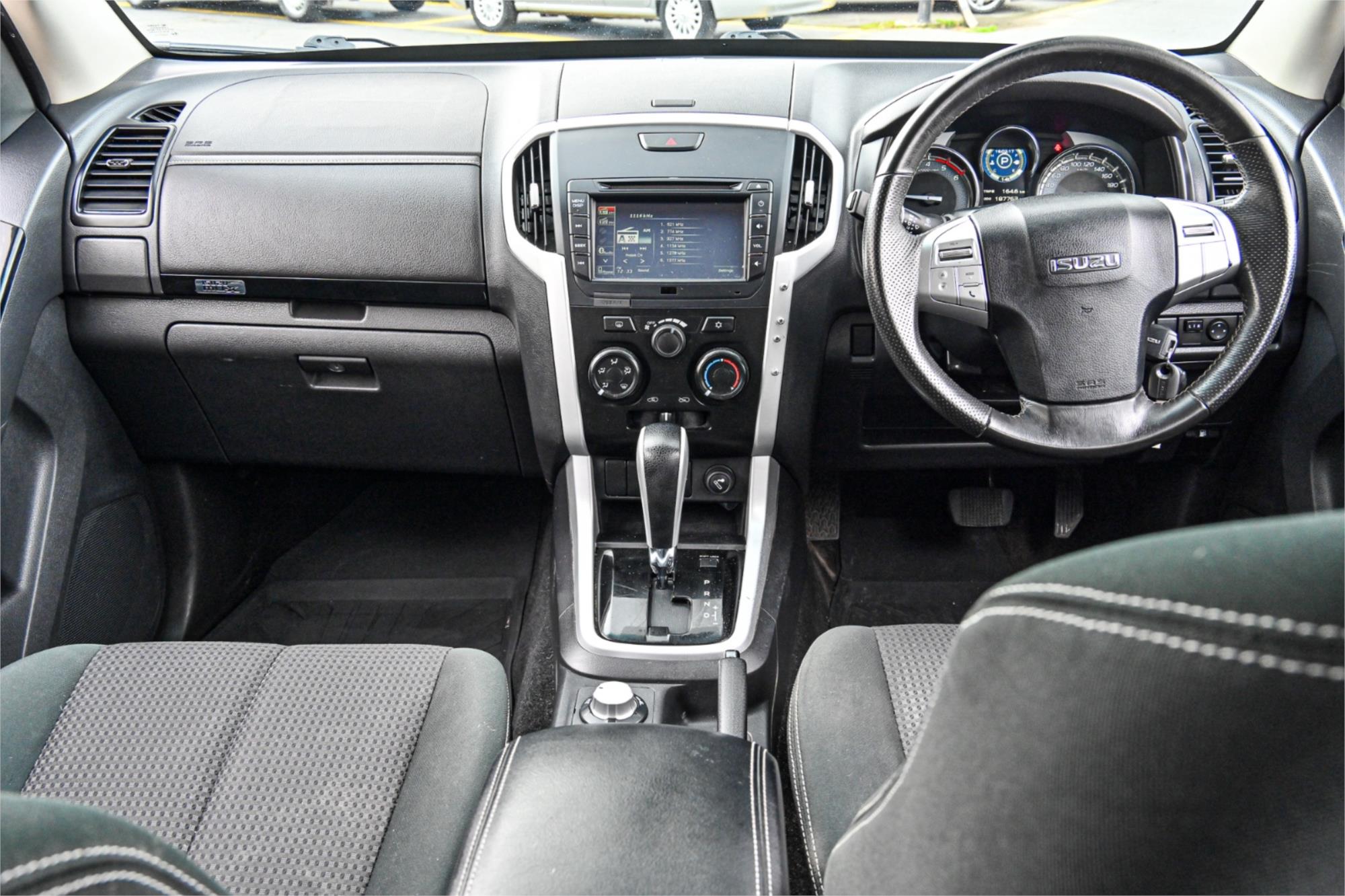 2019 ISUZU MU-X UC MY18 LS-M (4x4) 6 SP AUTO SEQUENTIAL 4D WAGON