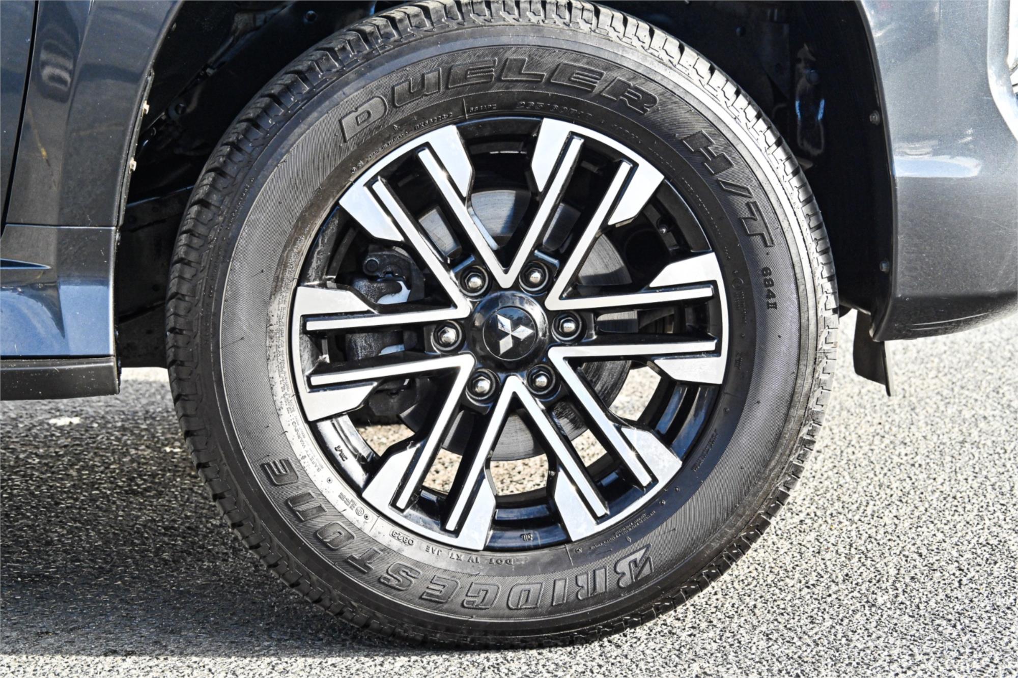 2021 MITSUBISHI PAJERO SPORT QF MY21 EXCEED (4x4) 7 SEAT 8 SP AUTOMATIC 4D WAGON