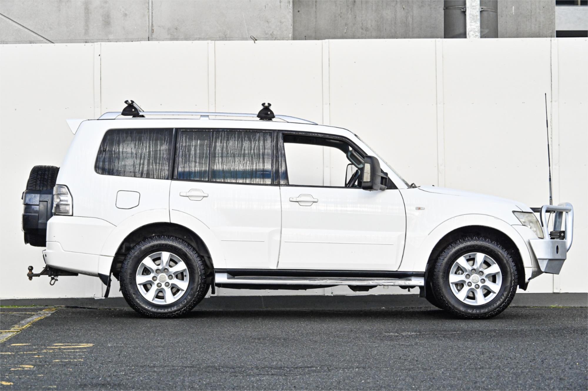 2009 MITSUBISHI PAJERO NT MY10 RX (4x4) 5 SP AUTO SPORTS MODE 4D WAGON