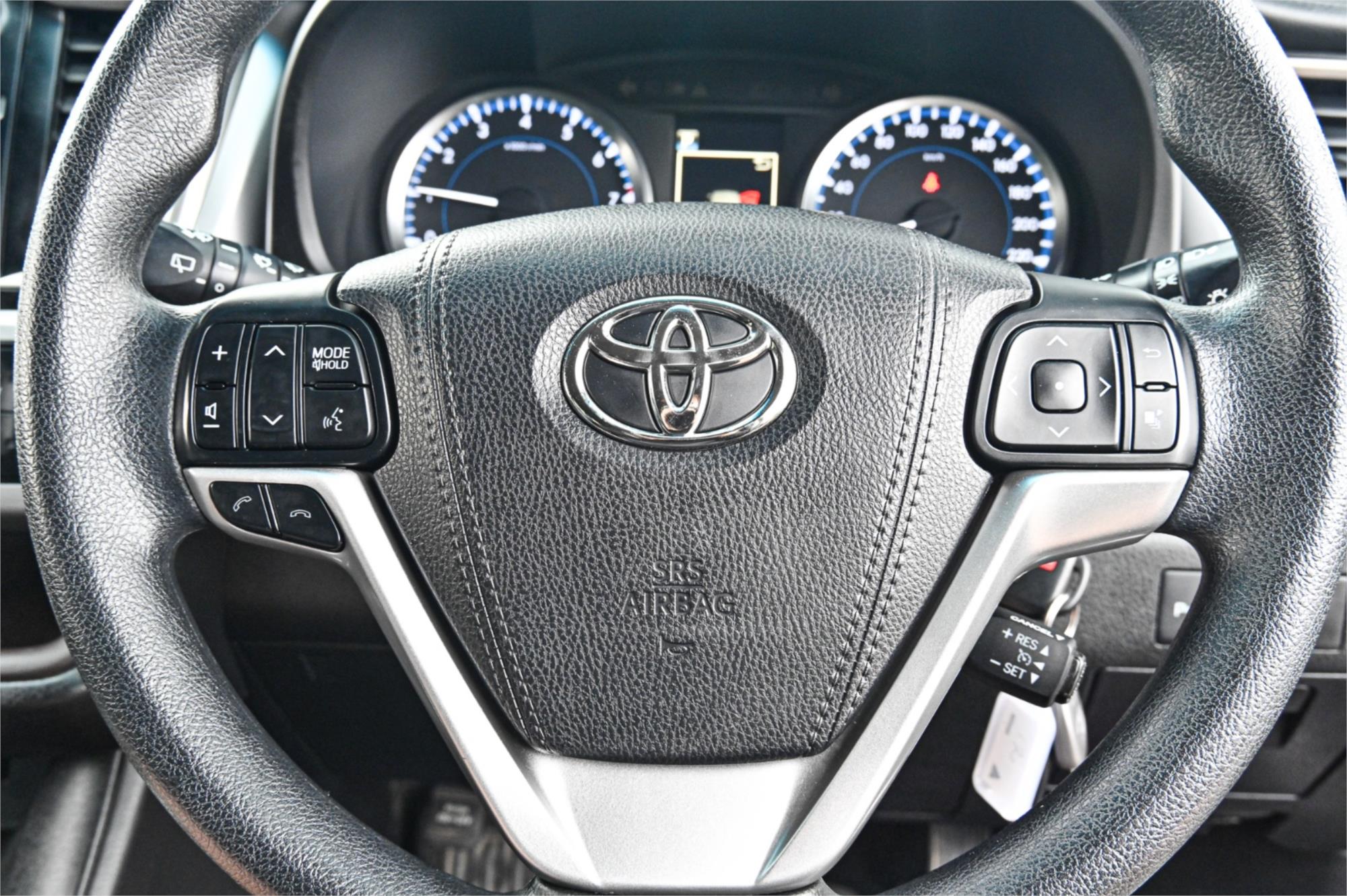 2017 TOYOTA KLUGER GSU50R MY17 GX (4x2) 8 SP AUTOMATIC 4D WAGON