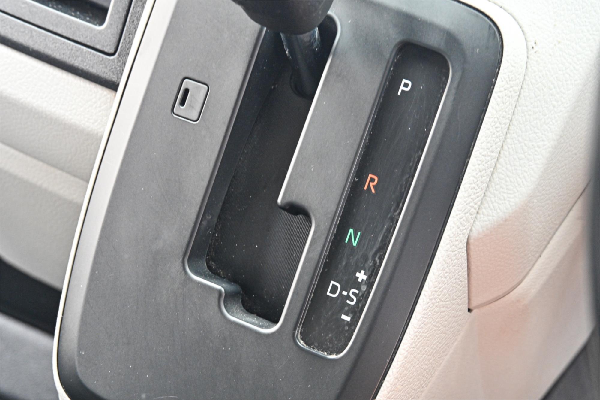 2022 TOYOTA HIACE GDH300R LWB 6 SP AUTO SEQUENTIAL 5D VAN