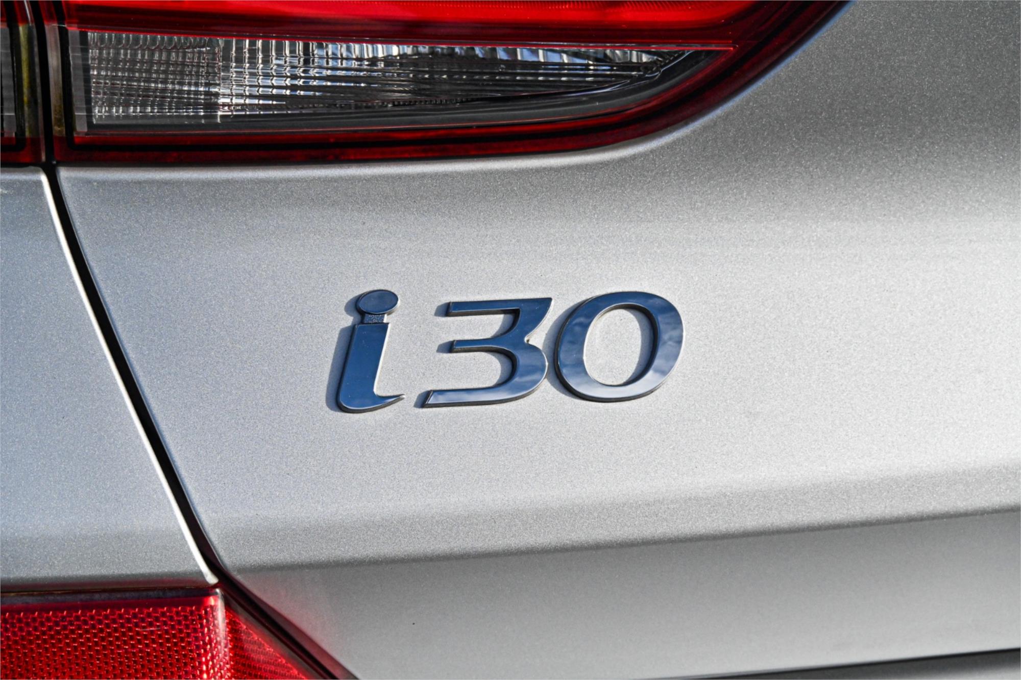 2017 HYUNDAI i30 GD4 SERIES 2 UPDATE ACTIVE 1.6 CRDi 6 SP MANUAL 5D HATCHBACK