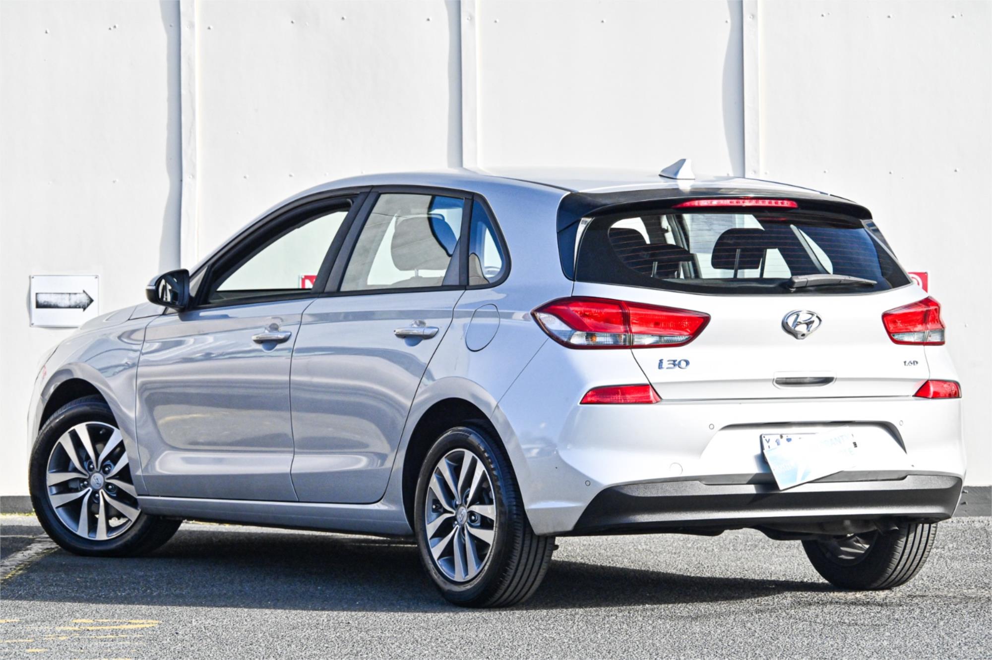 2017 HYUNDAI i30 GD4 SERIES 2 UPDATE ACTIVE 1.6 CRDi 6 SP MANUAL 5D HATCHBACK