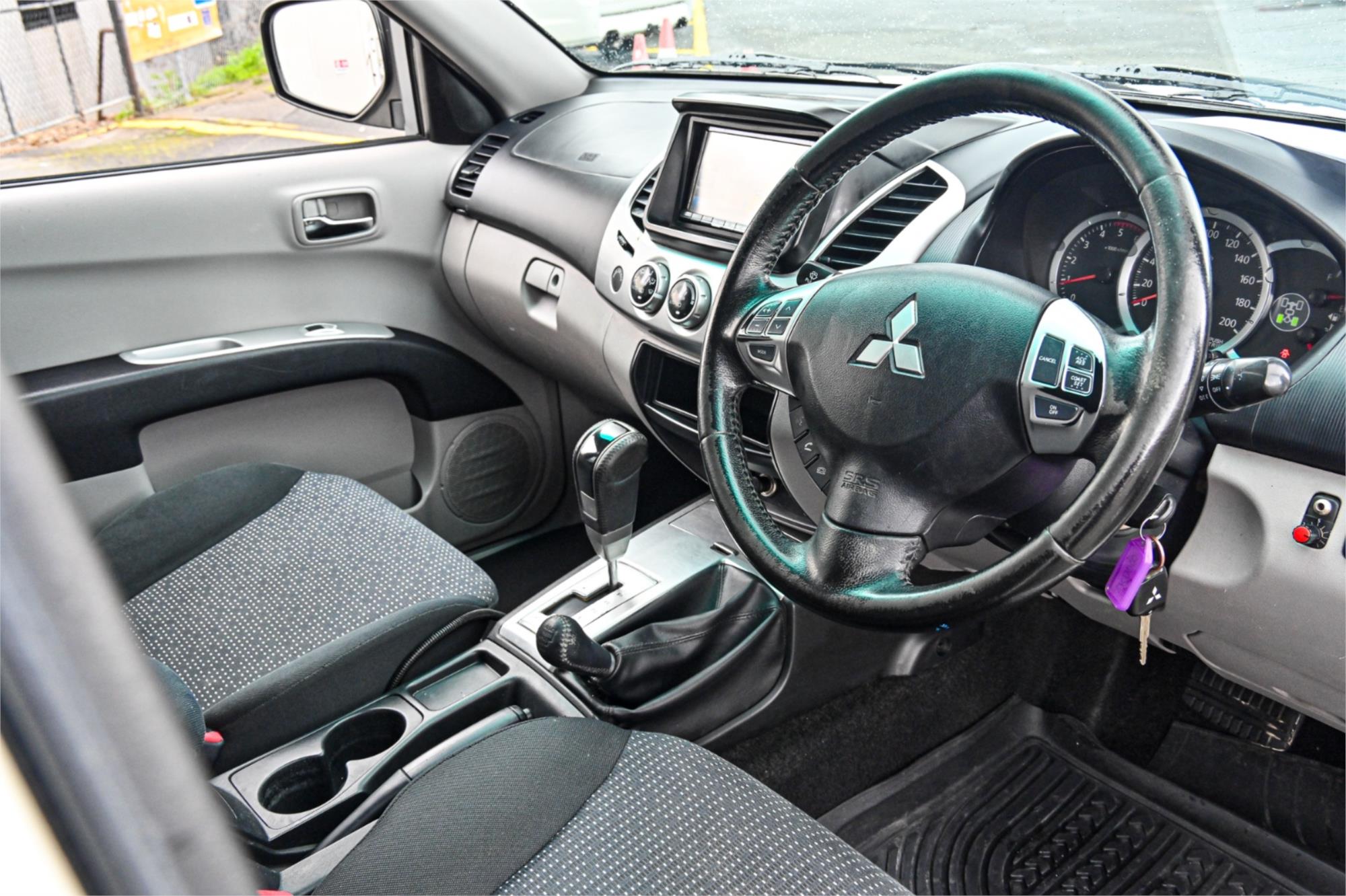 2012 MITSUBISHI TRITON MN MY12 GLX-R (4x4) 5 SP AUTOMATIC (4X4) DOUBLE CAB UTILITY