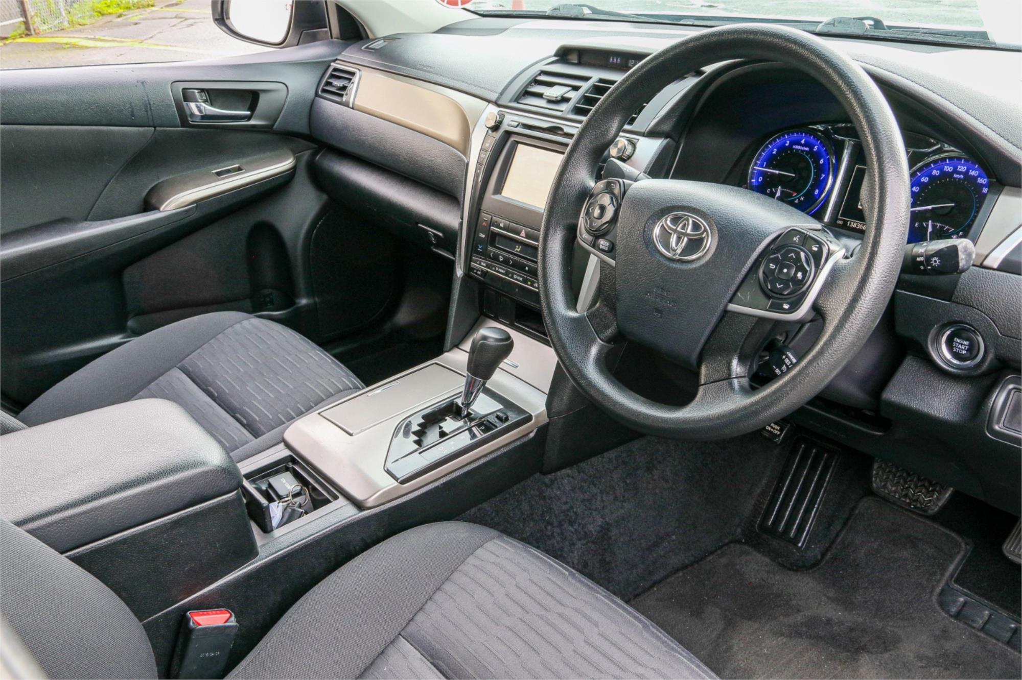2015 TOYOTA AURION GSV50R AT-X 6 SP AUTOMATIC 4D SEDAN