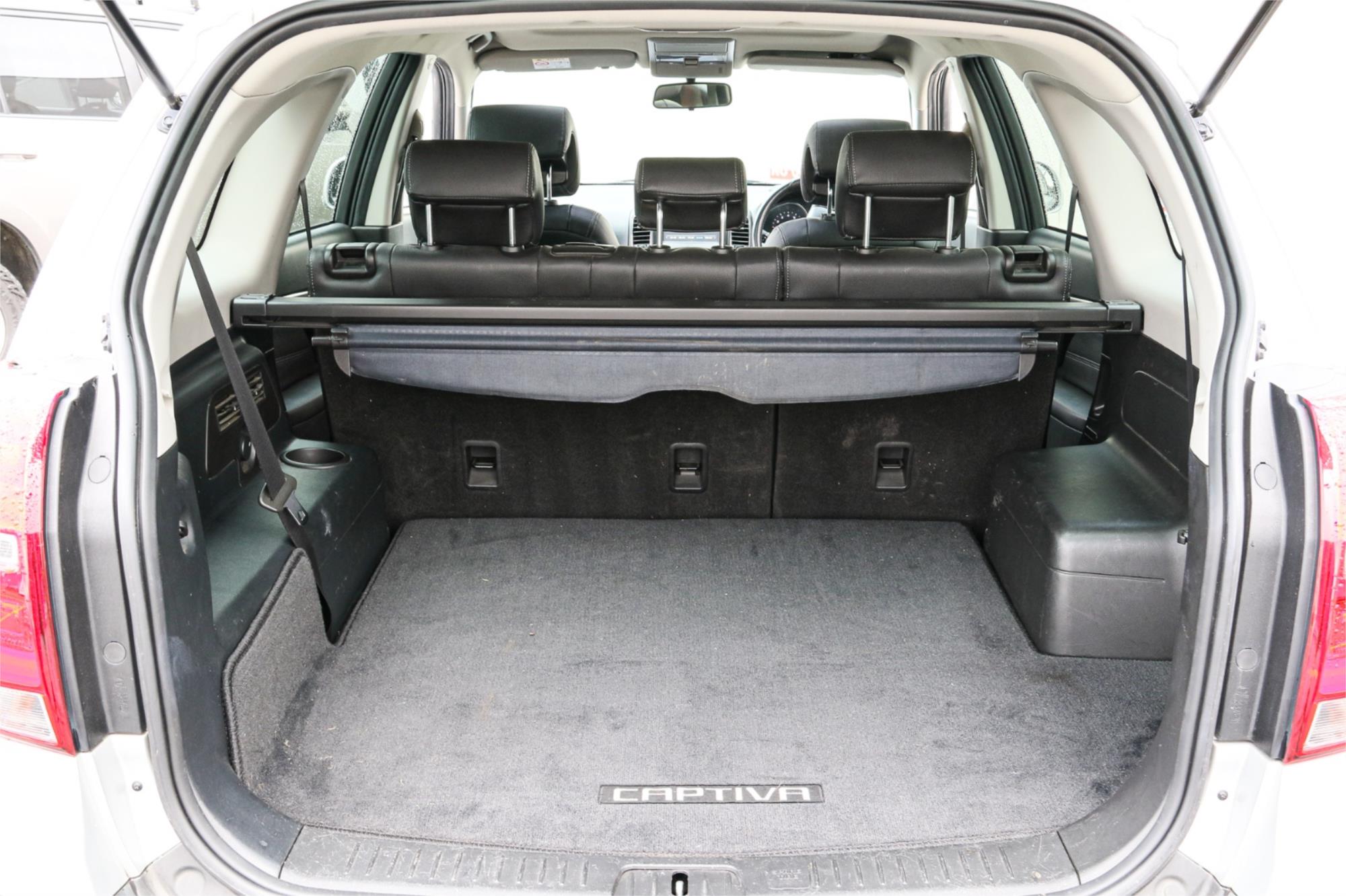 2017 HOLDEN CAPTIVA CG MY17 ACTIVE 5 SEATER 6 SP AUTOMATIC 4D WAGON