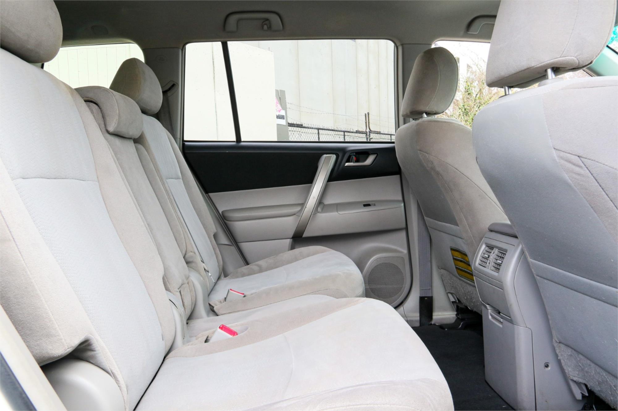 2013 TOYOTA KLUGER GSU40R MY13 UPGRADE KX-S (FWD) 5 SP AUTOMATIC 4D WAGON