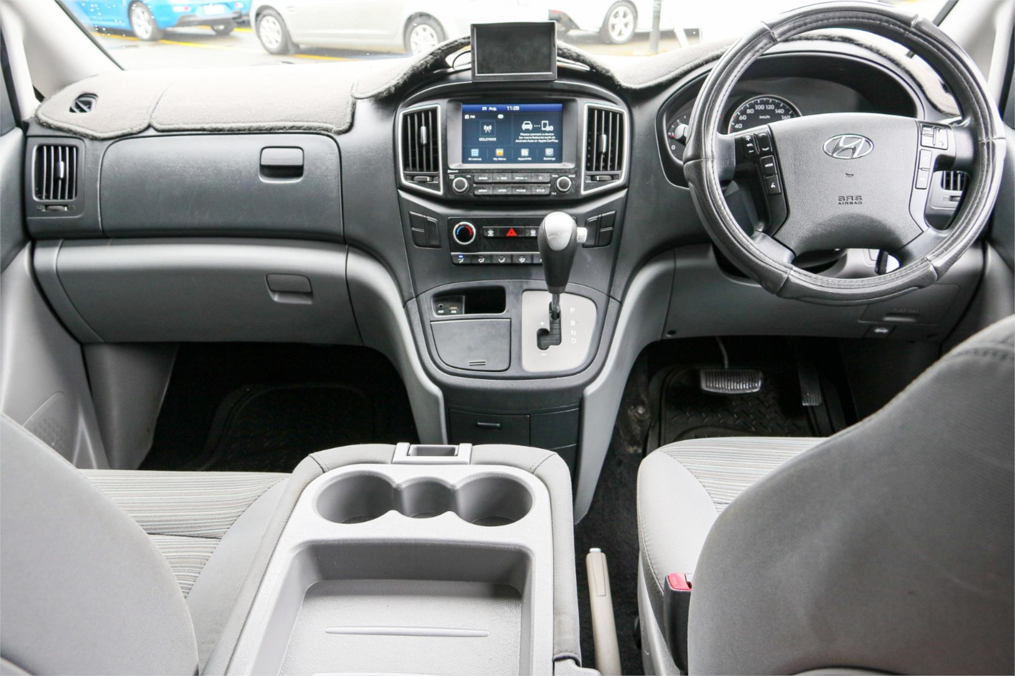 2020 HYUNDAI iLOAD TQ4 MY20 3S TWIN SWING 5 SP AUTOMATIC 4D VAN