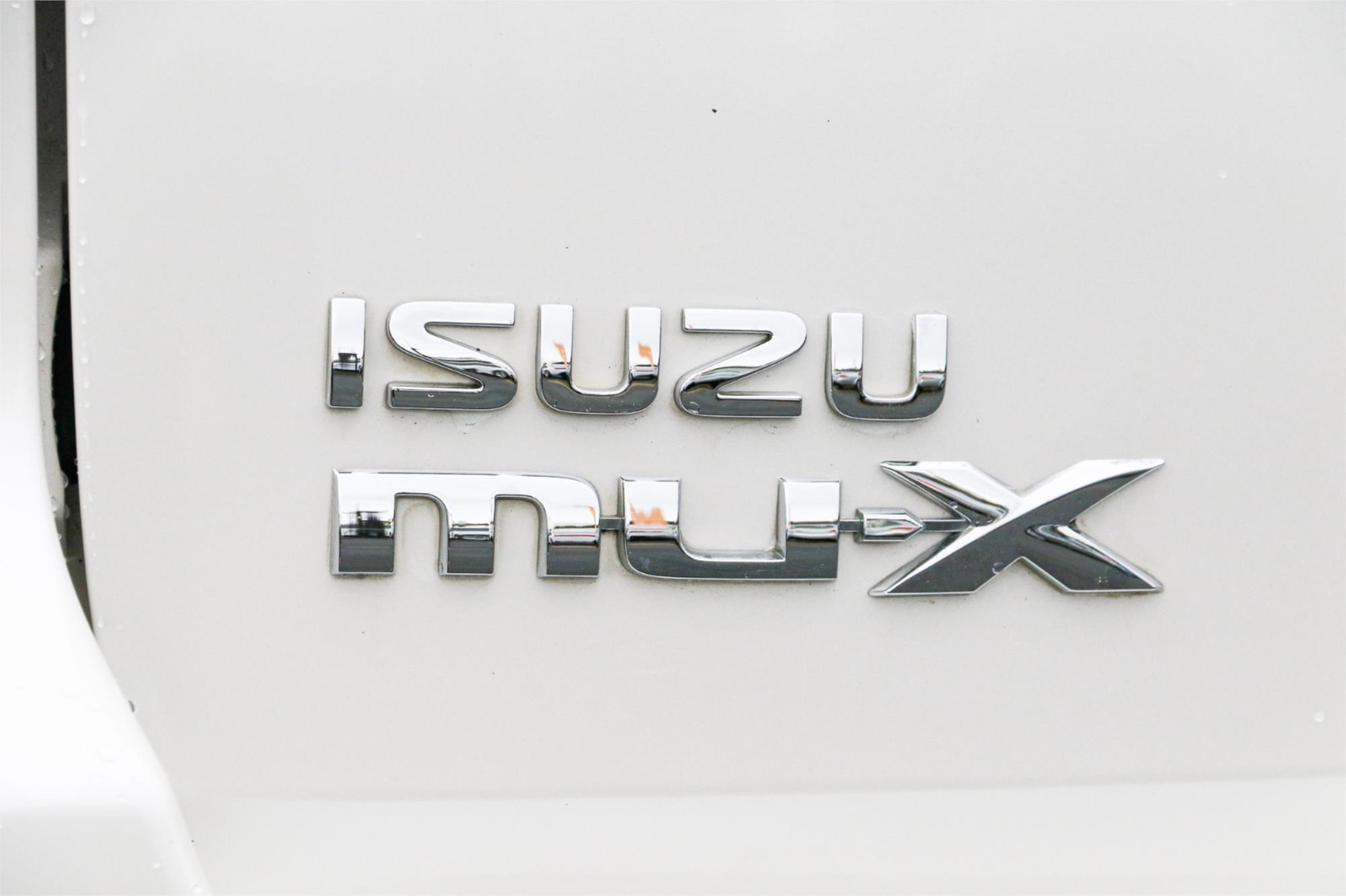 2017 ISUZU MU-X UC MY16.5 LS-T (4x2) 6 SP AUTOMATIC 4D WAGON