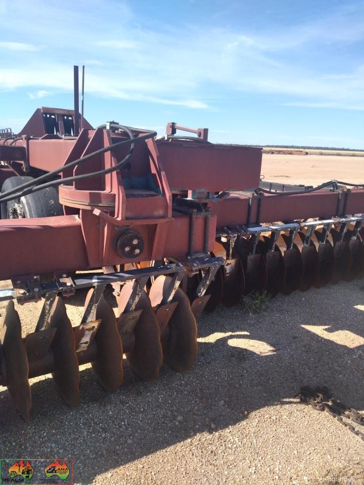 BONEL 96 PLATE OFFSET PLOUGH