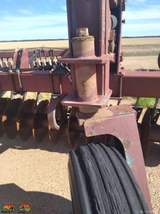 BONEL 96 PLATE OFFSET PLOUGH
