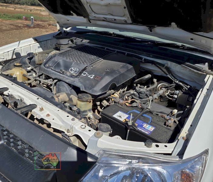 2009 TOYOTA HILUX GGN15R 08 UPGRADE SR 5 SP MANUAL DUAL CAB P/UP