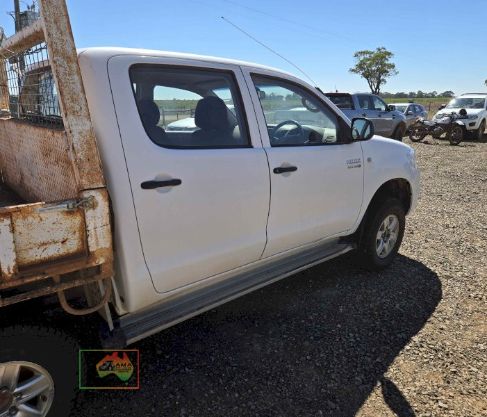 2009 TOYOTA HILUX GGN15R 08 UPGRADE SR 5 SP MANUAL DUAL CAB P/UP