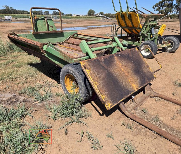 JN&R BALE BUGGY FEED OUT WAGON